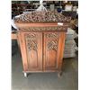 Image 1 : MCM CABINET WITH KEY