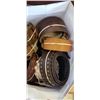 Image 2 : 20 BELT/BUCKLES