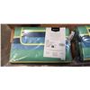 Image 2 : 2 NEW PICNIC BLANKETS WITH WATERPROOF BACK