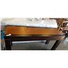Image 2 : 63" WIDE HALLWAY TABLE