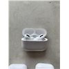 Image 2 : 3 PAIRS OF APPLE AIRPODS, ONE PAIR IS AIRPOD PRO, AUTHENTIC, LOST PROPERTY