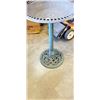 Image 2 : PLASTIC BIRD BATH 28" HIGH