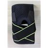 Image 1 : KNEE BRACE WITH SIDE STABILIZER AND PETELLA GEL PADS FOR KNEE SUPPORT NEW