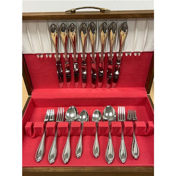 40 pcs Stainless Steel Cutlery set in wood Box - nice overall condition