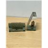 Image 6 : Pair Heavy Acrylic Bison Bookends - Approx: 5x3"