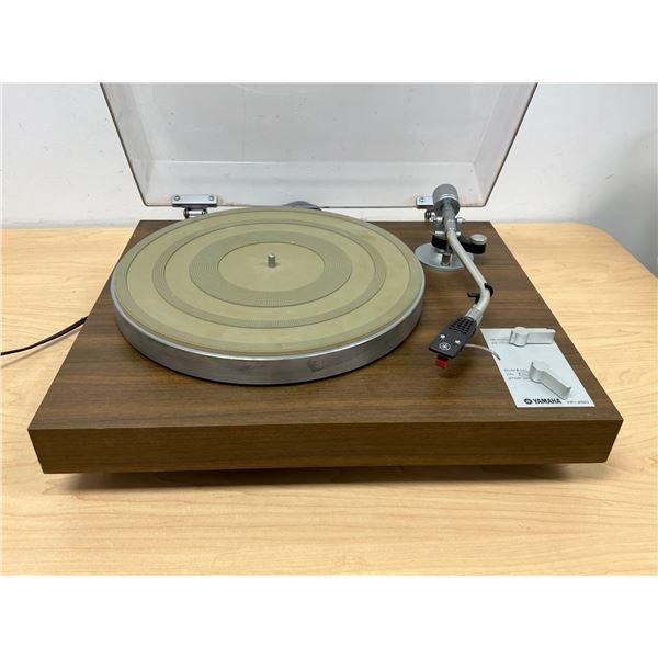 Vintage Yamaha YP-450 Turntable Record Player - wouldn't spin - repair/parts - see photos