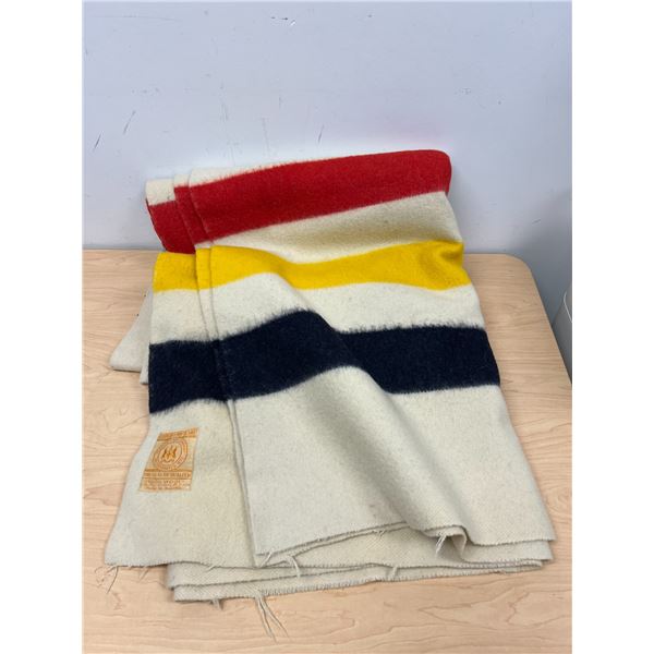 4 Point Hudson's Bay Company HBC Wool Blanket Approx: 90x74" good used - see all photos