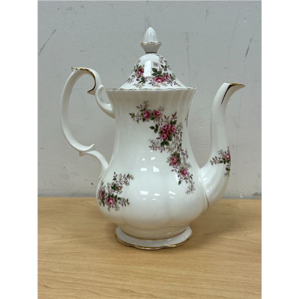 Royal Albert England Bone China "Lavender Rose" Coffee Pot Decanter - nice - see photos