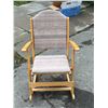 Image 2 : Canadian Wood Fold Up Low Back Rocking Chair - St-Yves No.101 - see all photos