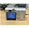 Image 4 : Pentax Optio SV Digital Camera 5 Mega pixels 5x Optical Zoom & Accessories as pictured