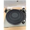Image 5 : Technics by Panasonic SL-23 Frequency Generator Servo Turntable Record Player