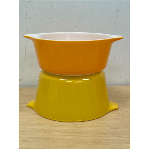 Orange & Yellow Pyrex Round Casseroles (no lids) - 1.5Pt and 1 Qt