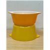 Image 1 : Orange & Yellow Pyrex Round Casseroles (no lids) - 1.5Pt and 1 Qt