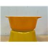 Image 2 : Orange & Yellow Pyrex Round Casseroles (no lids) - 1.5Pt and 1 Qt