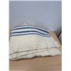 Image 5 : 2 Blue Striped Wool Blankets - good condition - Approx: 80x62"