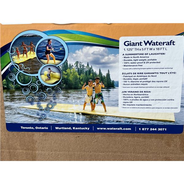 Giant Wateraft - looks new - see all photos for size and details