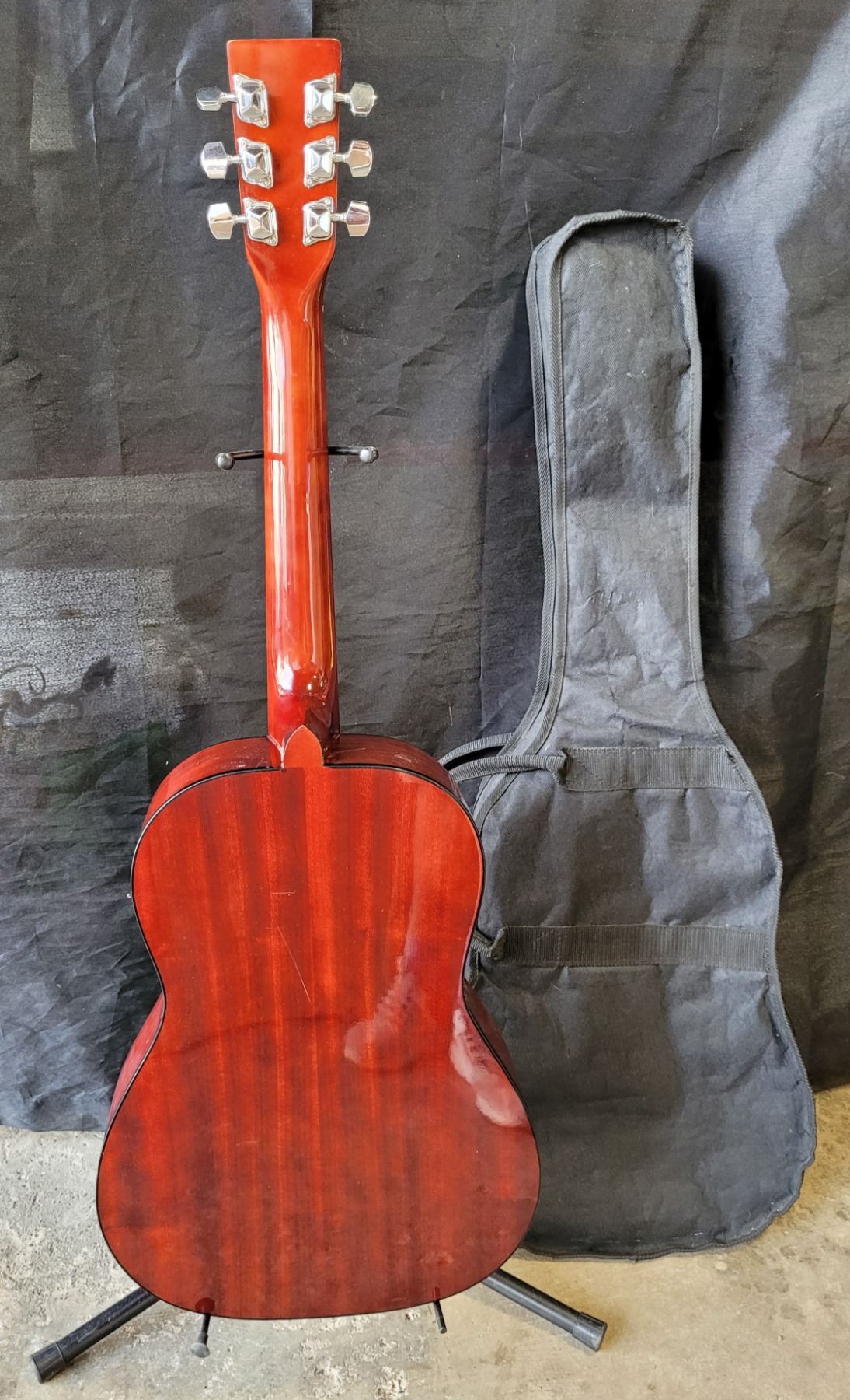 Bravo Acoustic Guitar w/ Case