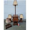 Image 1 : Arts & Crafts Pine Lamp & End Table Set