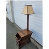 Image 2 : Arts & Crafts Pine Lamp & End Table Set