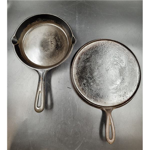 2 Cast Iron Fying Pans Made In Canada