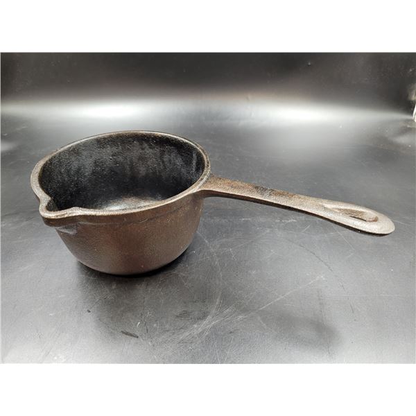 Vintage Cast Iron Pot