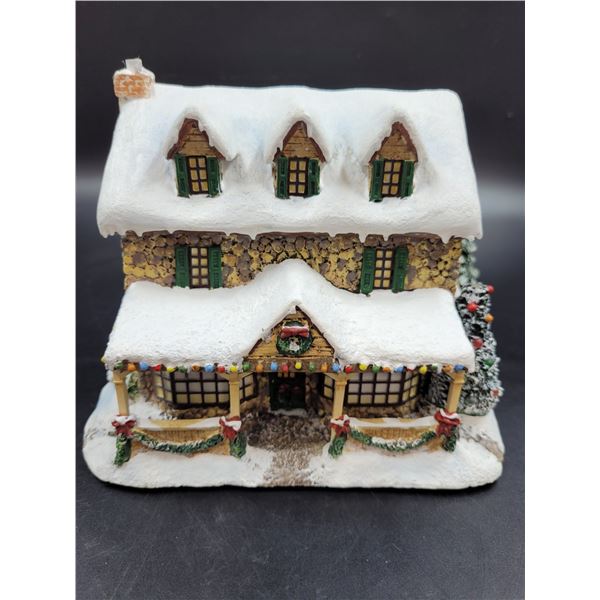 Thomas Kinkade Hawthorne Village "From The Heart Gifts" Light Up House Décor