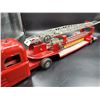 Image 2 : Vintage Structo Fire Ladder Engine Truck Hydraulic Hook & Ladder