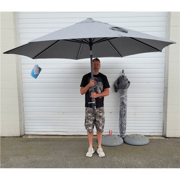 2 Sunvilla Outdoor Sunbrellas