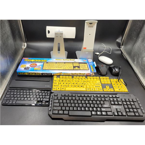 Keyboard and Computer Stand Lot