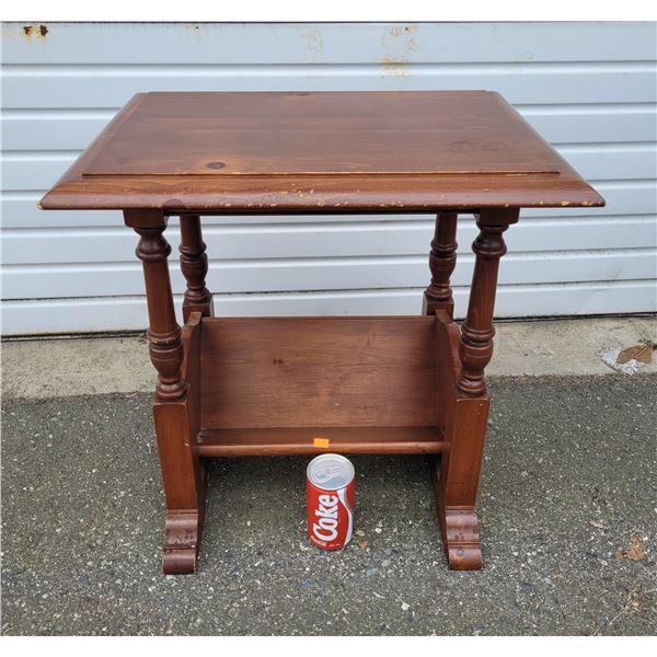 Wooden Side Table Magazine Rack