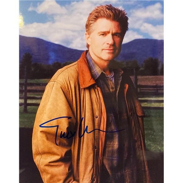 Treat Williams signed photo