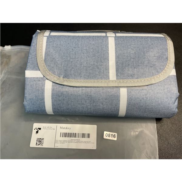 Lot of 1 Waterproof Foldable and Portable Picnic Blanket/Camp Mat - Large 80 x 80 inch - Brand New