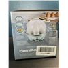 Image 4 : Lot of 1 Hamilton Beach 3-in-1 Egg Cooker - New - (Damaged Box)