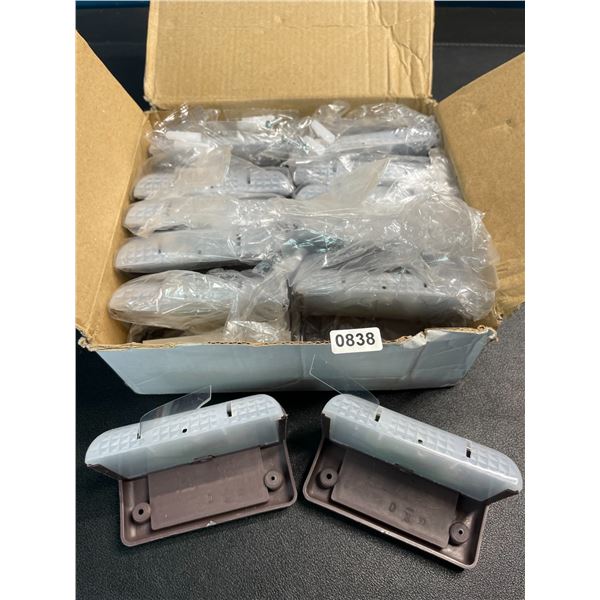 Lot of 1 Box of Small Solar Outdoor Lights - 12PCS - New