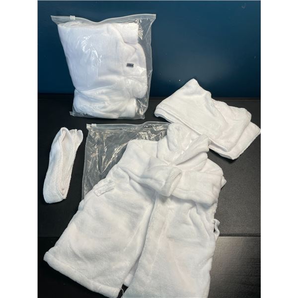 Lot of 2 Baby Bathrobes - Infant Bathrobe Sets - White - Brand New (Newborn Size)