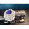 Image 2 : Lot of 1 Dyson Handheld Vacuum w/ Battery - Used