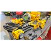 Image 2 : GROUP OF 5 DEWALT 18V CORDLESS TOOLS WITH CHARGER, 1 BATTERY & 2 ADAPTERS