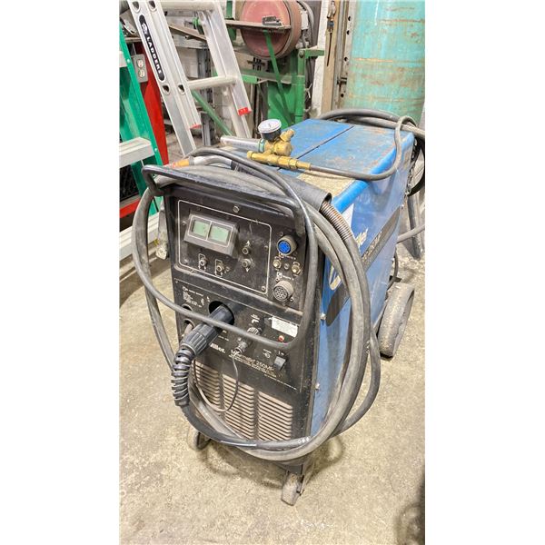 MILLERMATIC 250MP MICROPROCESSOR CONTROLLED CV-DC MIG WELDING POWER SOURCE/ WIRE FEEDER