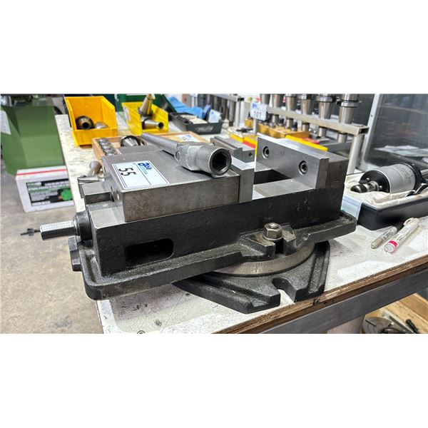 6" MACHINIST VICE WITH CRANK & ROTARY TABLE BASE