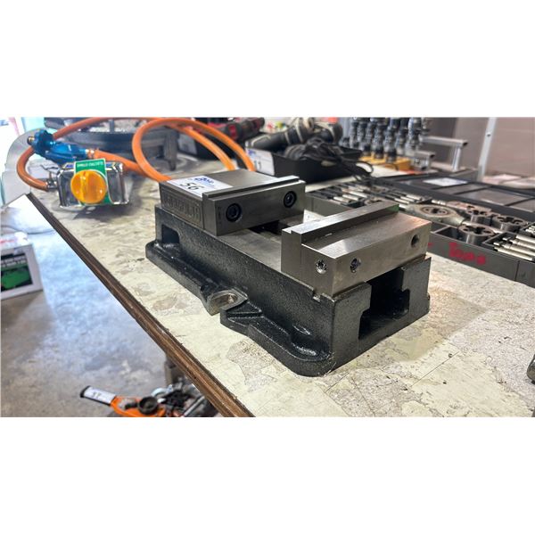 5" TORMACH MACHINIST VICE WITH CRANK