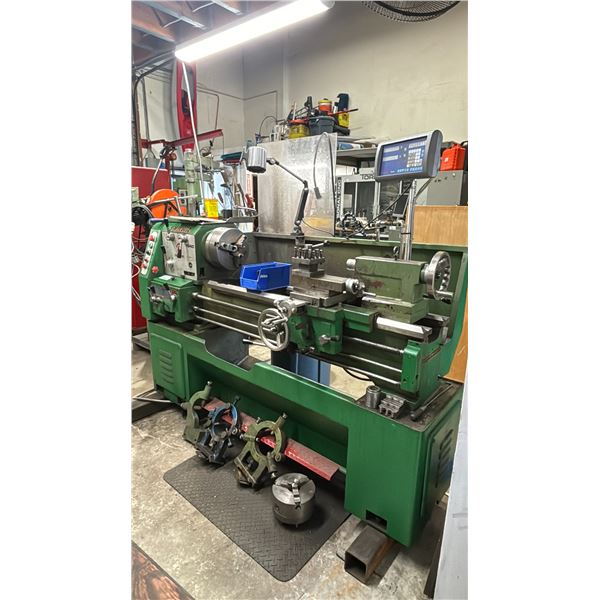 REX-CUT 16-40 220V SINGLE PHASE LATHE WITH EASSON ES-8A DIGITAL READOUT - COMES WITH TWO