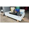 Image 1 : HYDRAULIC POWERPACK PUMP WITH BALDOR ELECTRIC MOTOR, HYDRAULIC PUMP OIL, BAG OF SUPER ABSORBENT,