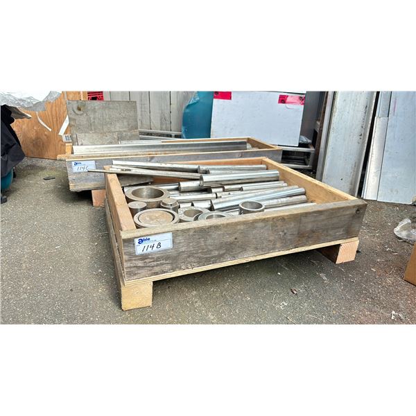 WOODEN CRATE OF STAINLESS STEEL SHAFTING & OFF CUTS