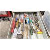 Image 13 : 11 DRAWER METAL STORAGE CABINET FILLED WITH MACHINIST TOOLING - LATHE TURNING TOOLS WITH INSERTS,