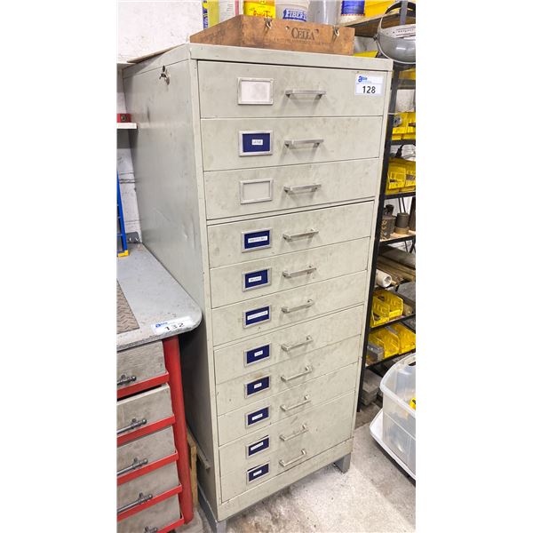 11 DRAWER METAL STORAGE CABINET FILLED WITH MACHINIST TOOLING - LATHE TURNING TOOLS WITH INSERTS,