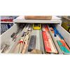 Image 3 : 11 DRAWER METAL STORAGE CABINET FILLED WITH MACHINIST TOOLING - LATHE TURNING TOOLS WITH INSERTS,