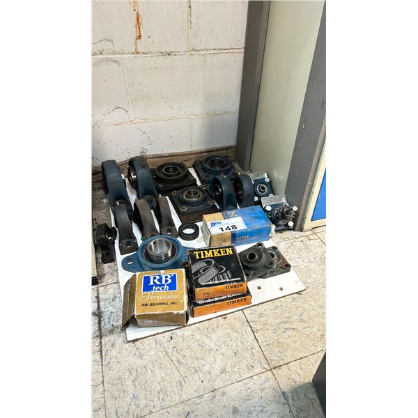 GROUP OF ASSORTED FLANGE BEARINGS, PILLOW BLOCK BEARINGS & ROLLER BEARINGS