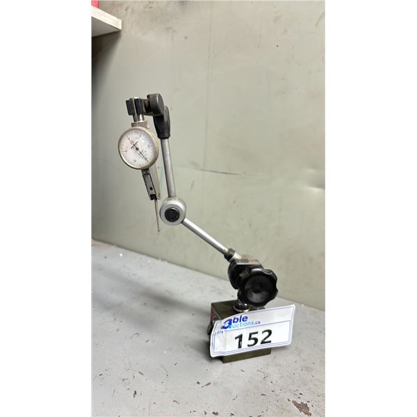MITUTOYO DIAL GAUGE ON MAGNETIC BASE