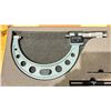 Image 3 : MITUTOYO 5" - 6" MICROMETER IN A CASE