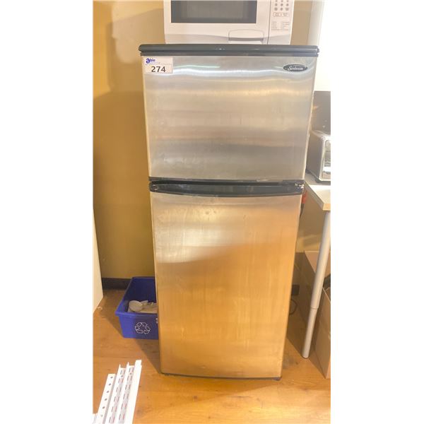 SUNBEAM 2 DOOR STAINLESS STEEL/ BLACK APARTMENT SIZE REFRIGERATOR